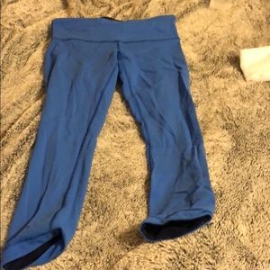 Lululemon reversible crops